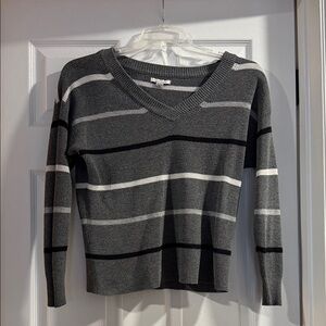 American Eagle Outfitters Charcoal and White V-Neck Sweater
